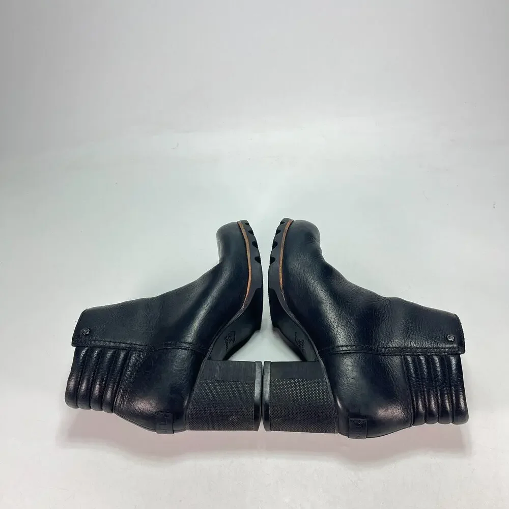 Sorel Danica Black Leather Waterproof Ankle Bootie NL2547-010 Women's Size 7